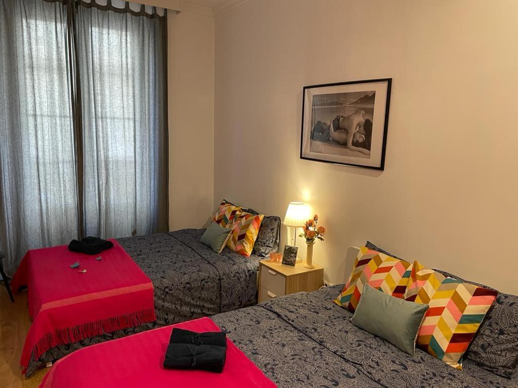 By La Rambla Rooms Barcelona Exteriör bild