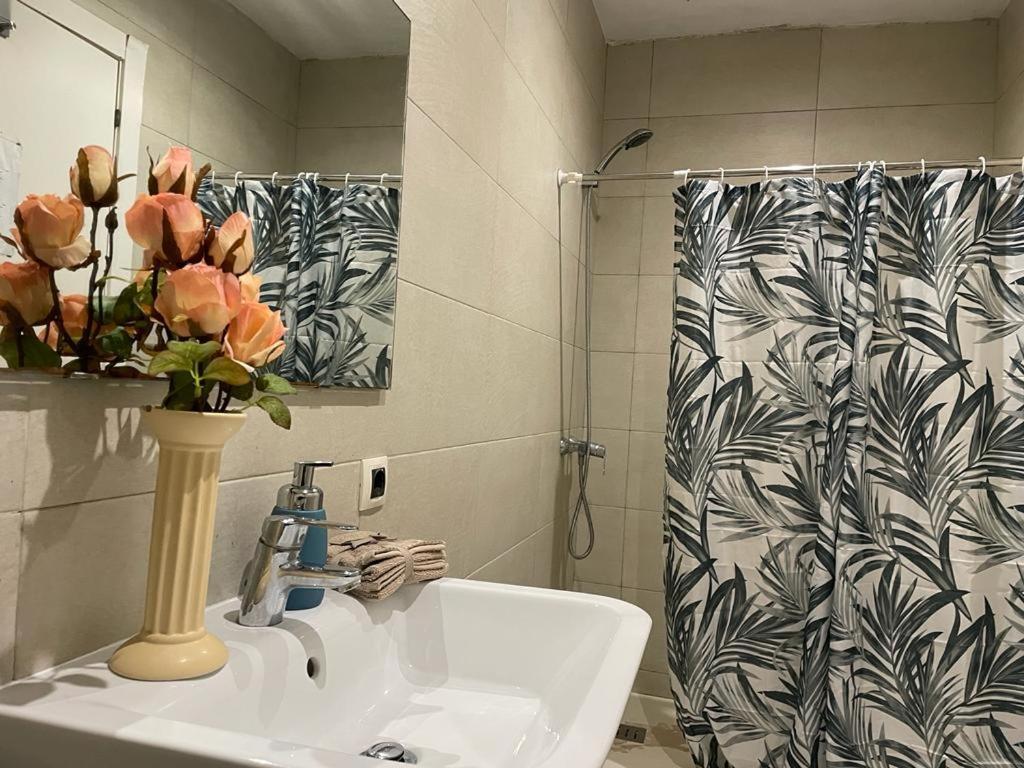 By La Rambla Rooms Barcelona Exteriör bild