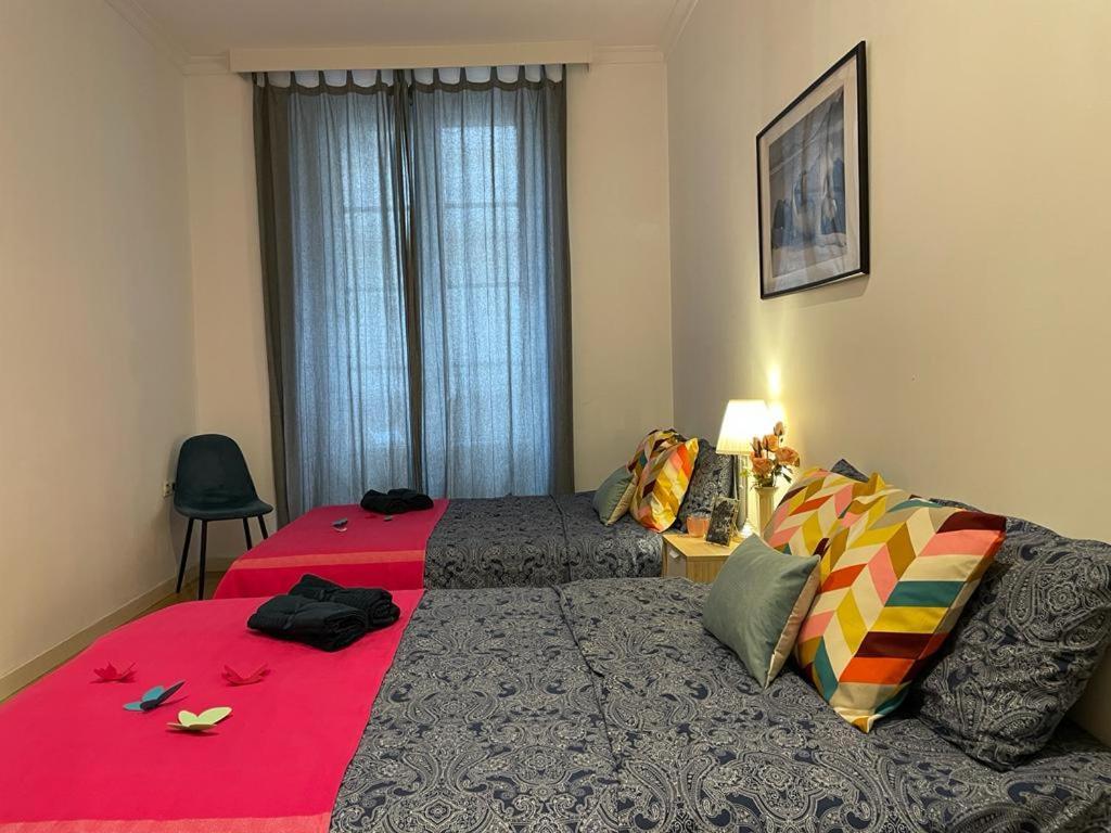 By La Rambla Rooms Barcelona Exteriör bild