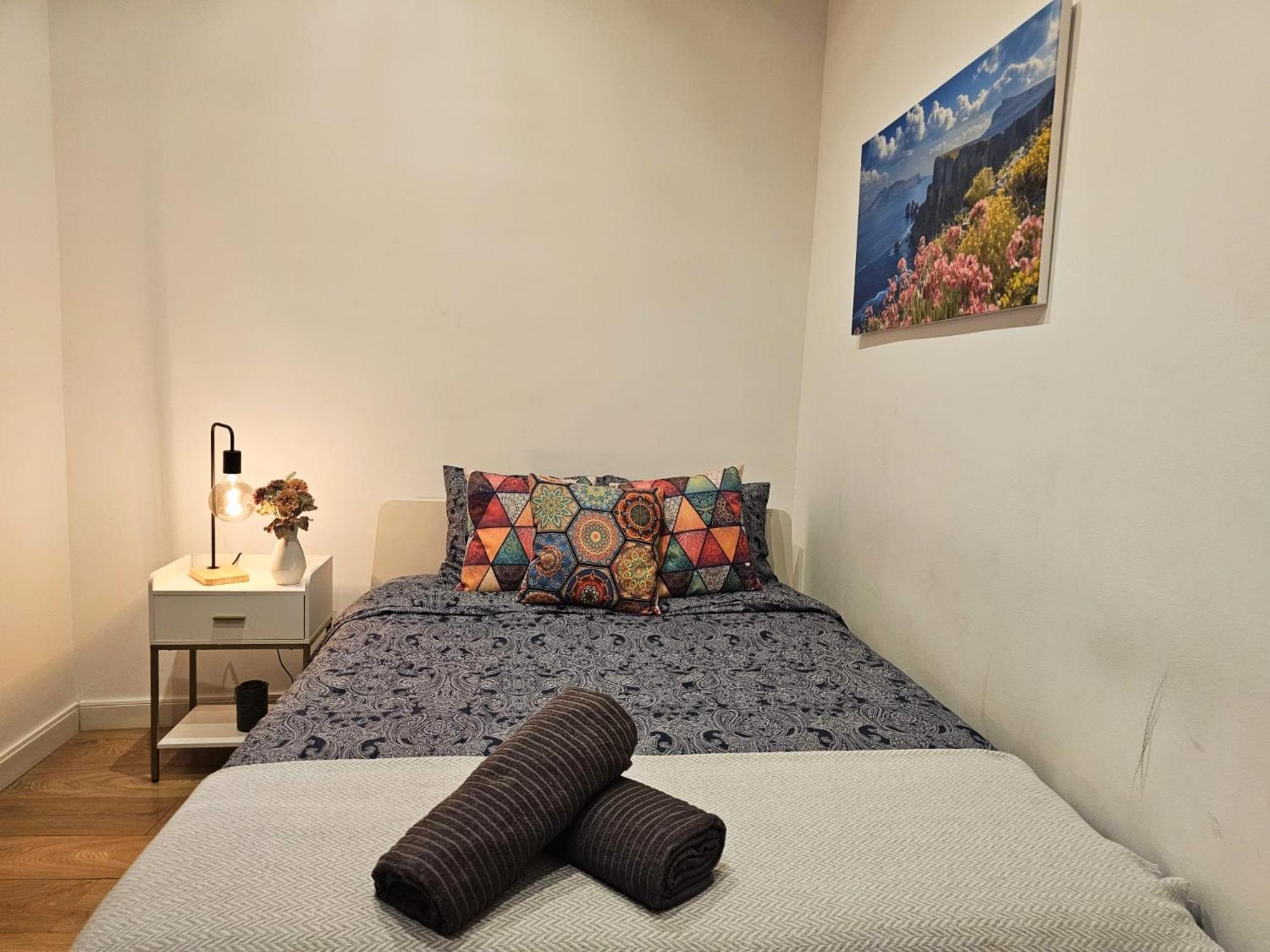 By La Rambla Rooms Barcelona Exteriör bild